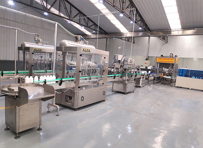 星火專業(yè)全自動(dòng)灌裝機(jī)設(shè)備客戶應(yīng)用