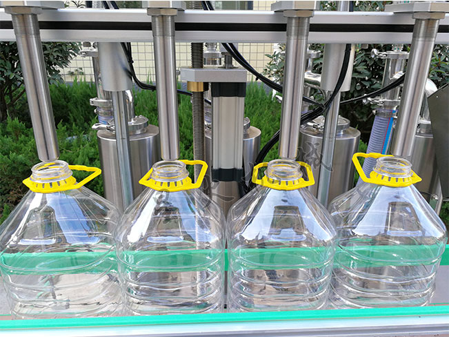 多頭自動(dòng)調(diào)和油灌裝機(jī)-調(diào)和食用油灌裝機(jī)