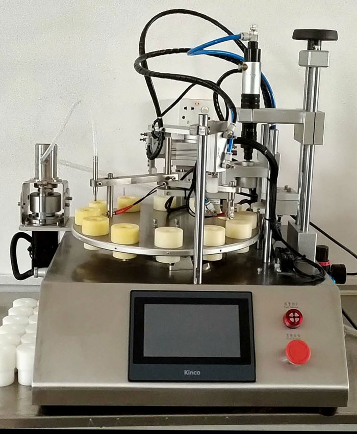 診斷試劑灌裝機-全自動診斷試劑灌裝生產(chǎn)線設備整體拍攝圖